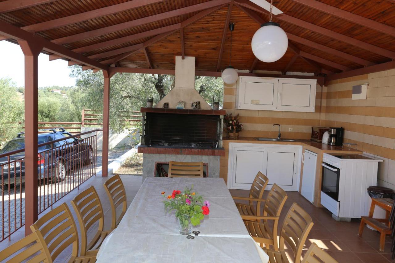 Melimaria Villa Pefkochori Bagian luar foto